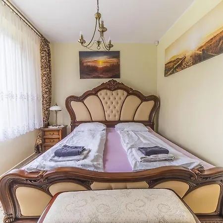 Pod Niebem Проживание в семье Юрата