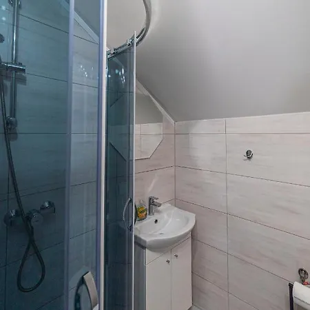 Проживание в семье Pod Niebem *