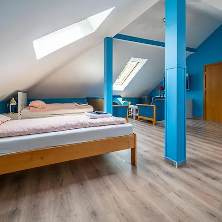 Pod Niebem * Юрата