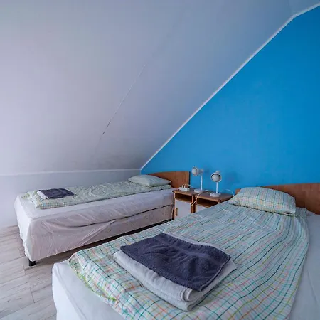 Pod Niebem Проживание в семье